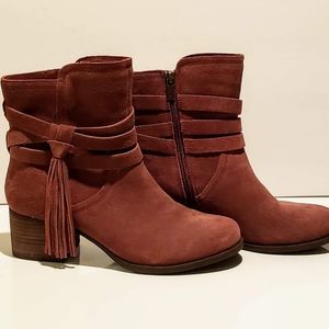 Ankle boots